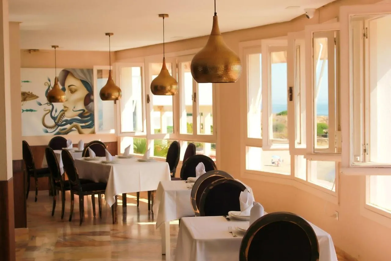 Hotel Patricia Torreguadiaro 2*,
